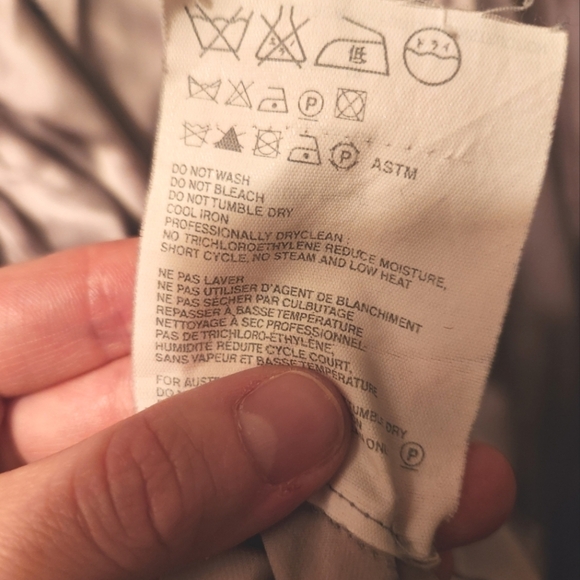 Vintage Prada 100% Silk Silk in Taupe, Size 44 or US Size 14 - Picture 5 of 11